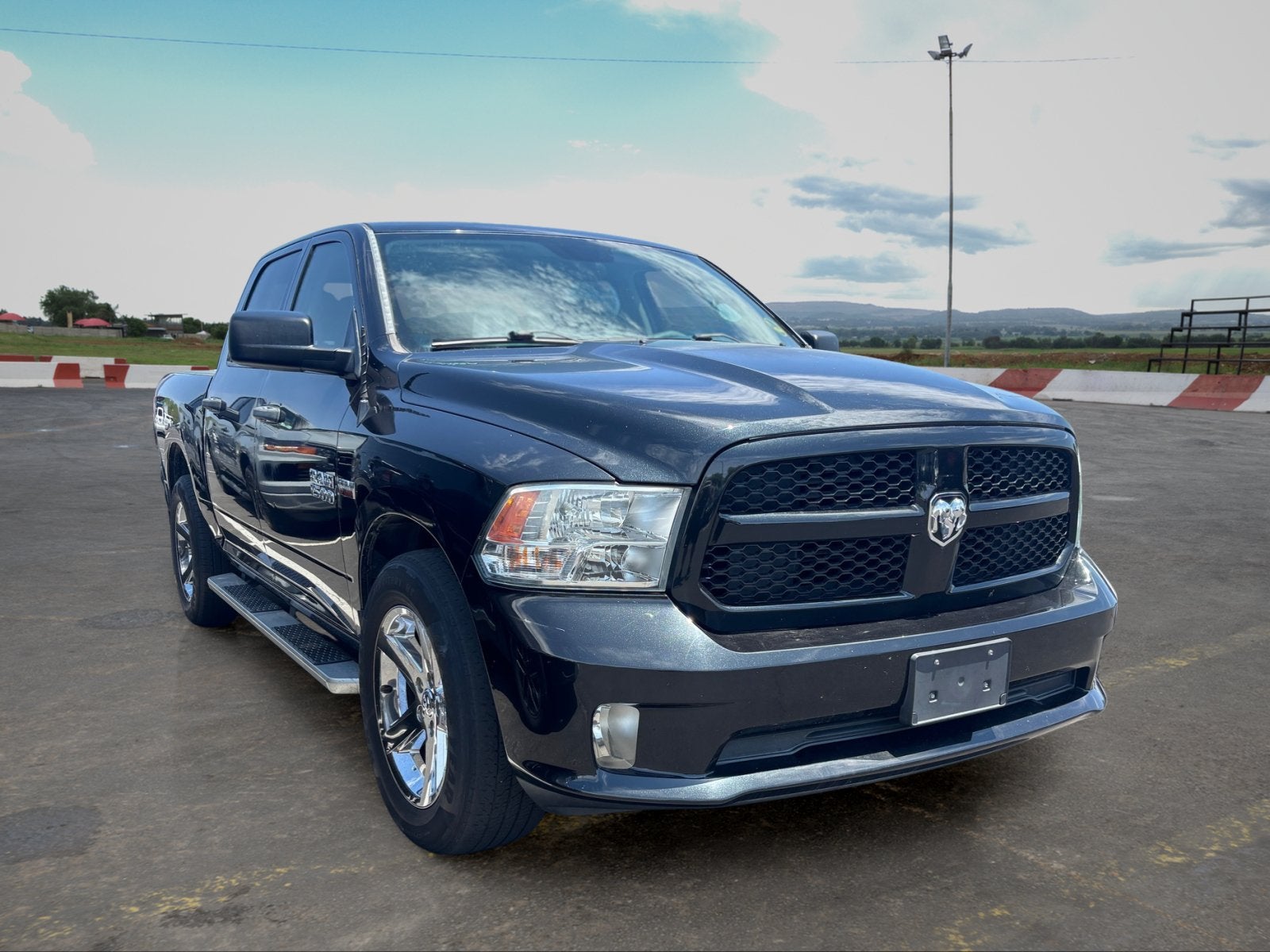 ram ram 1500 pickup 2017 1C6RR6KTXHS735843 image ram ram 1500 pickup 2017 1C6RR6KTXHS735843 image